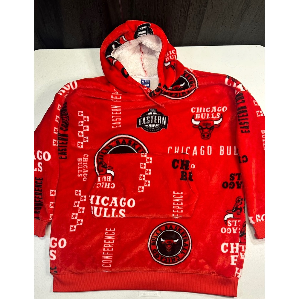 NBA Ultra Game Chicago Bulls Fleece Hoodie Red All Over Print One Size OS
